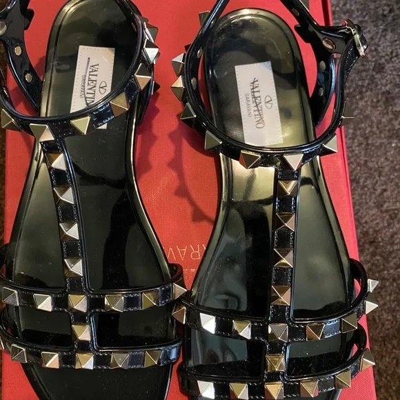 Valentino Rockstud Jelly T-Strap Sandals Black PVC Women's Size 36 - Picture 7 of 7